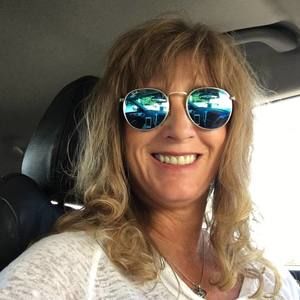 Meet your Posher, Alisha